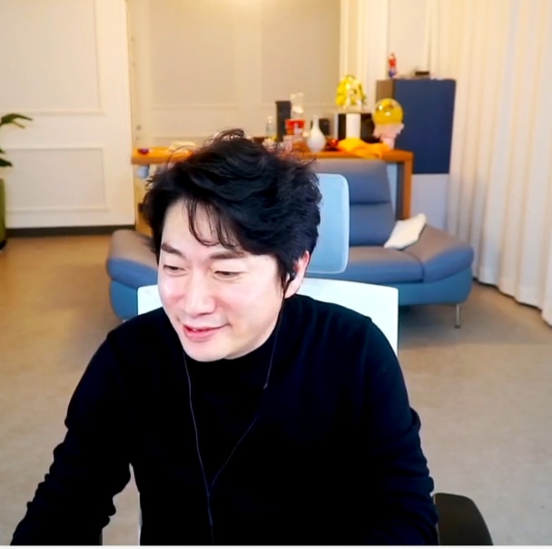 Screenshot_20220221-224726_AfreecaTV.jpg