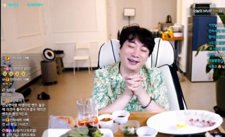 Screenshot_20240531_225845_YouTube.jpg