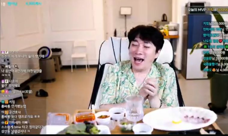 Screenshot_20240531_230409_YouTube.jpg