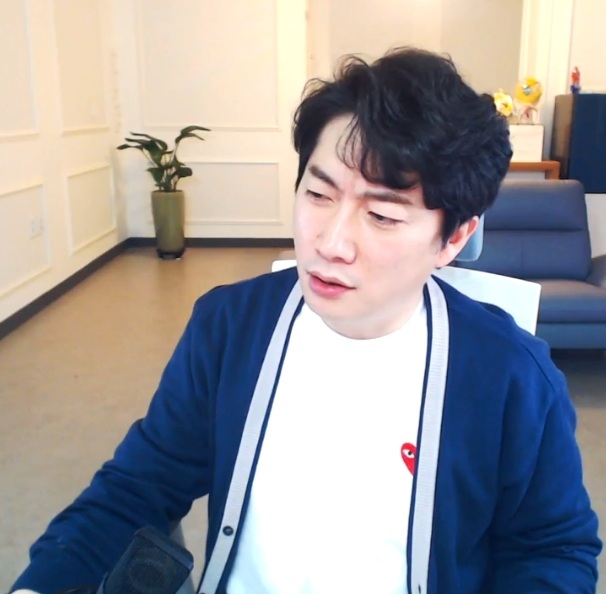 Screenshot_20211220-224942_AfreecaTV.jpg