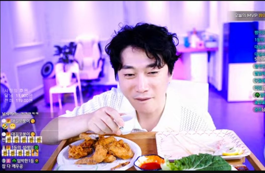 Screenshot_20241004_222655_YouTube.jpg