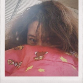 셀카 부끄럽네요