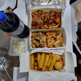 오늘은 치킨,,,,