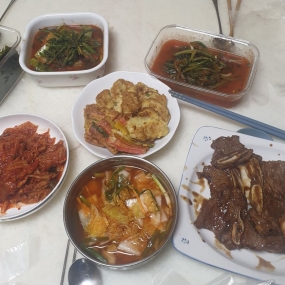 엄마가 차려주신 소중한 명절음식^^