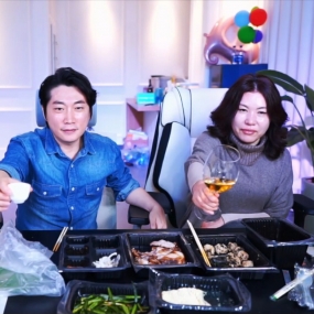 2024 한해도 고생하셧습니당~♡